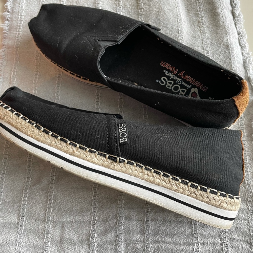 Bobs by Skechers Breeze new discovery size 8 toms